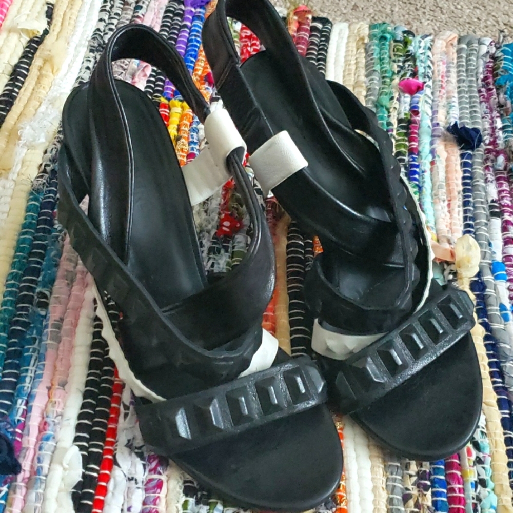 Elisa Nero SS14 Leather Gem Embossed strapped heeled Sandals 8.0 38